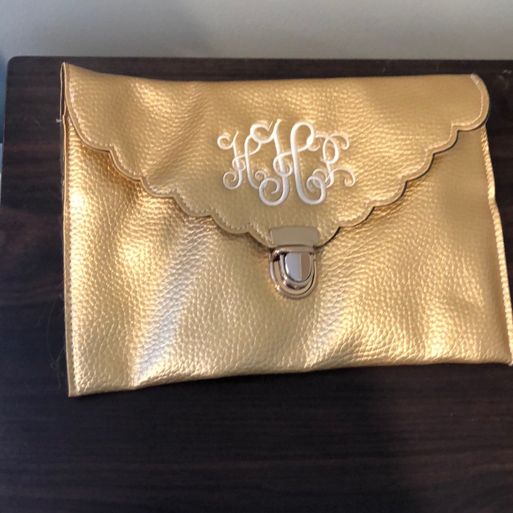 Clutch purse